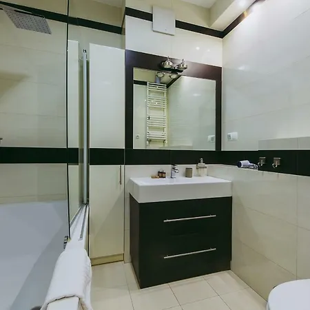 Apartment Shortstaypoland Leszczynska Warsaw
