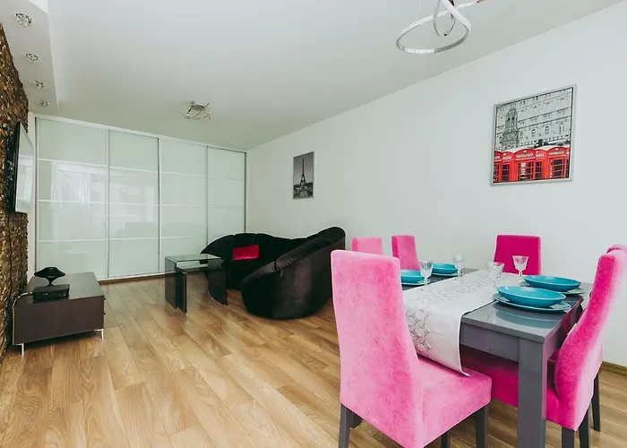 Shortstaypoland Leszczynska Апартаменты Варшава